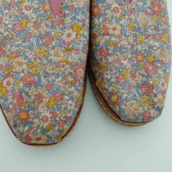 TOMS Canvas Multicolor Paisley Flower Print Slip on Flats -Size 9 - Picture 3 of 7